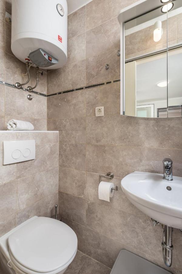 נובי ווינודולסקי Apartman Marija מראה חיצוני תמונה