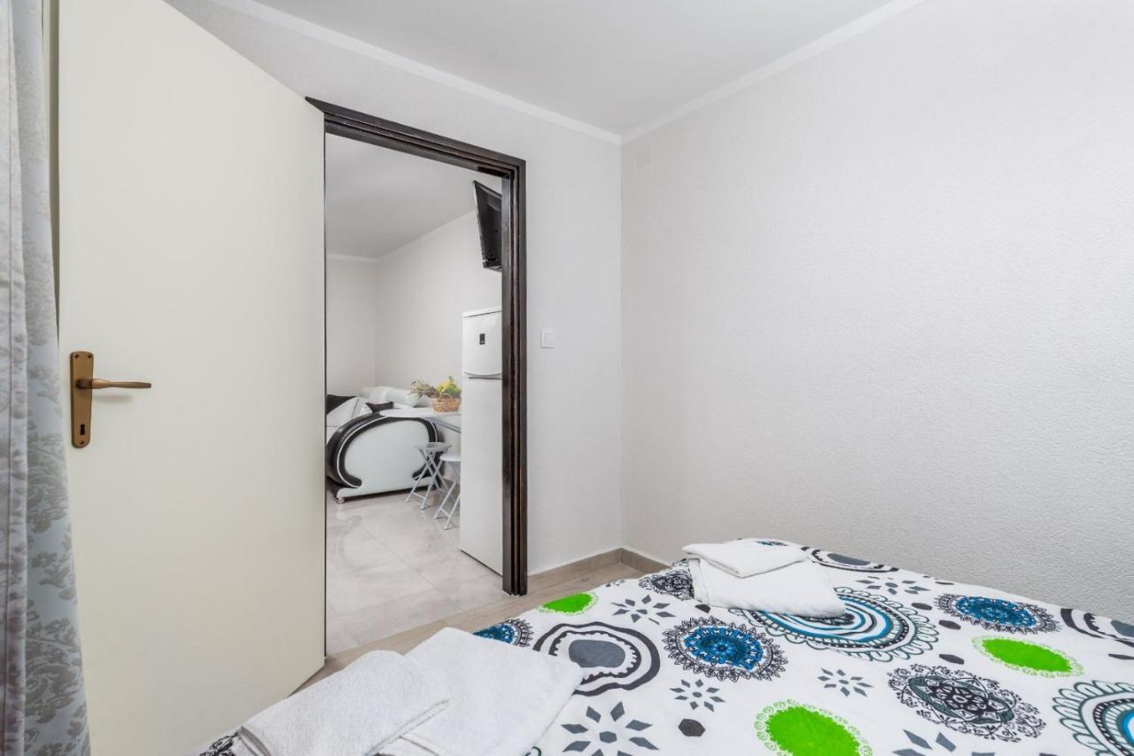 נובי ווינודולסקי Apartman Marija מראה חיצוני תמונה